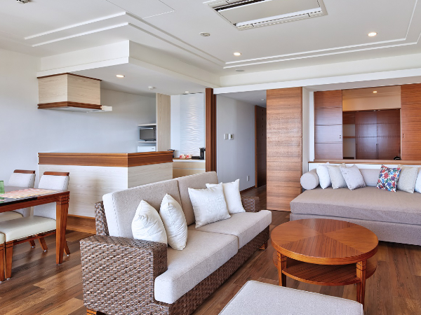 アラマハイナ コンドホテル