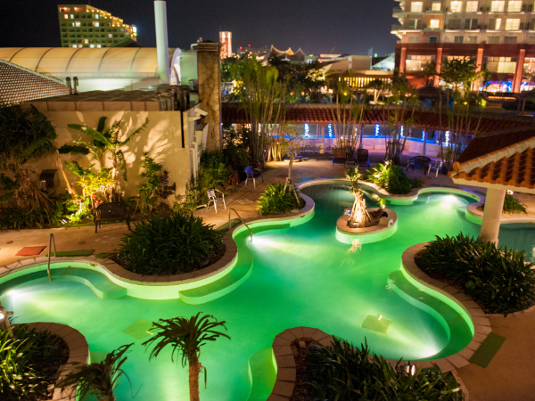 ザ・ビーチタワー沖縄