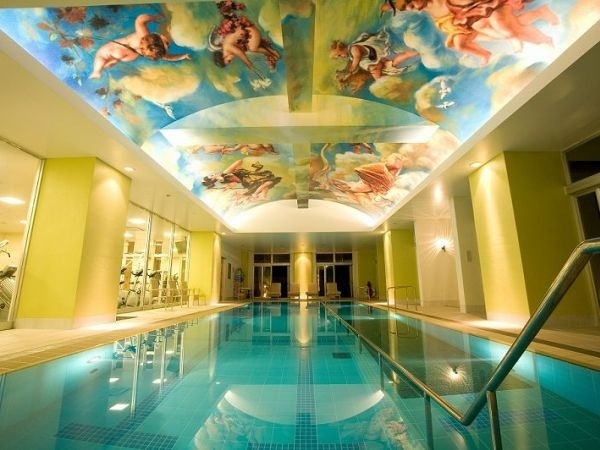 OKINAWA KARIYUSHI RESORT EXES ONNA