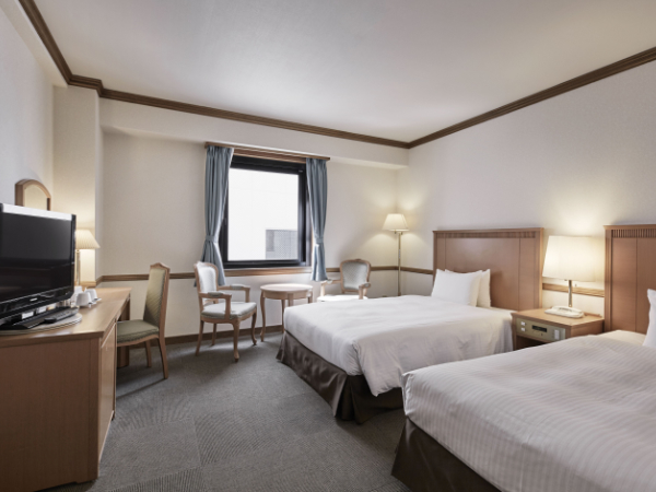 HOTEL　AZAT